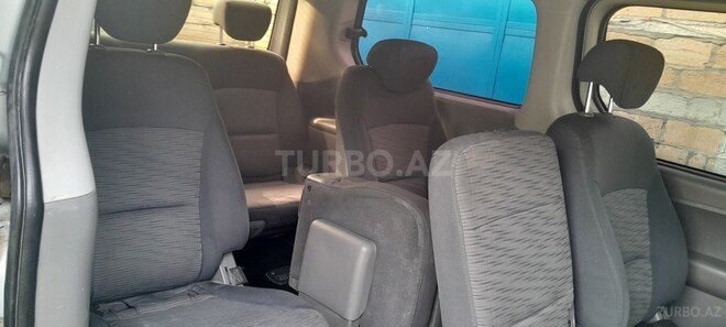 Hyundai H-1-17