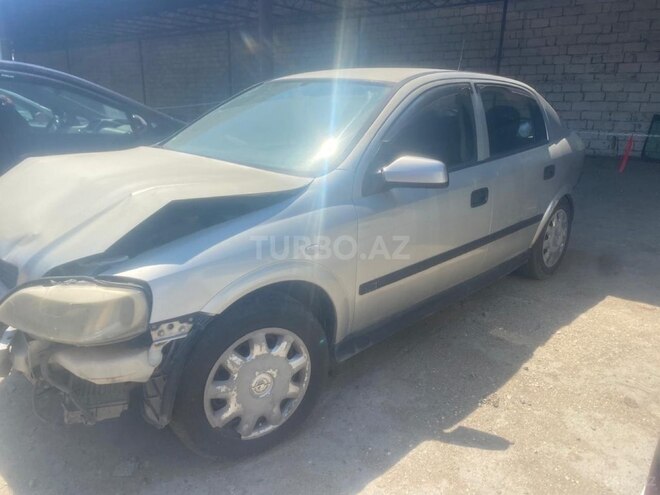 Opel Astra-2