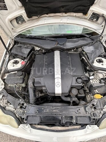 Mercedes C 230-4