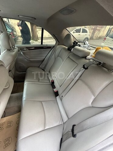 Mercedes C 230-8