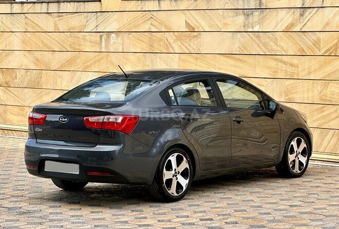 Kia Rio-8