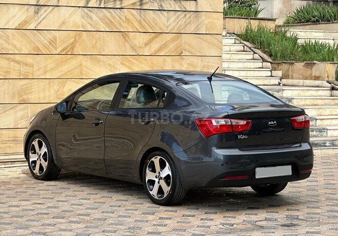 Kia Rio-9
