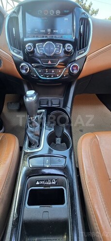 Chevrolet Cruze-14