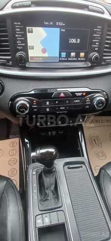 Kia Sorento-8
