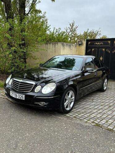 Mercedes E 280-5