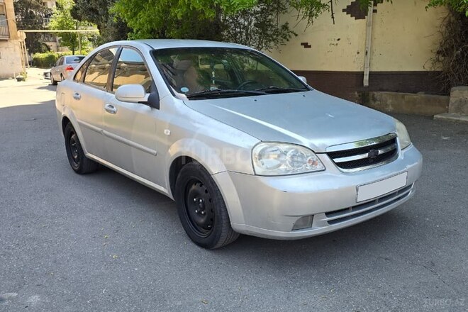 Chevrolet Lacetti-5