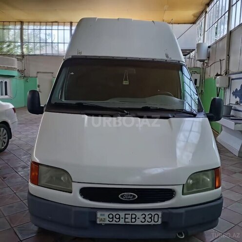 Ford Transit-1