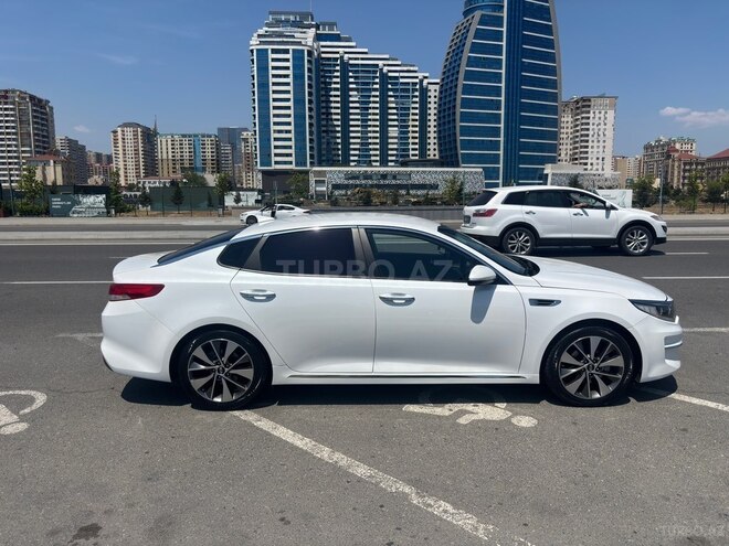 Kia K5-7