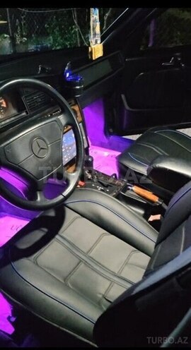 Mercedes 190-8
