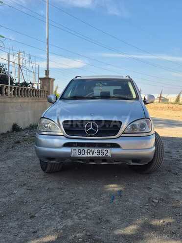 Mercedes ML 320-2