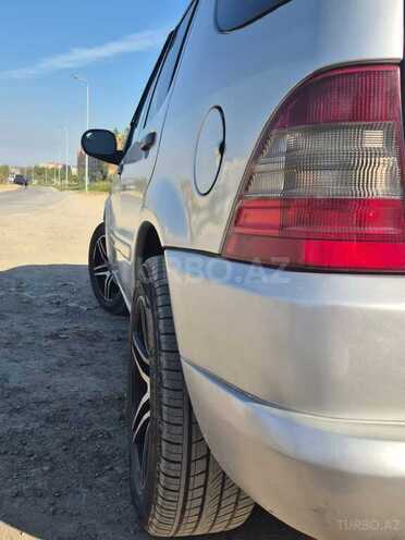 Mercedes ML 320-7