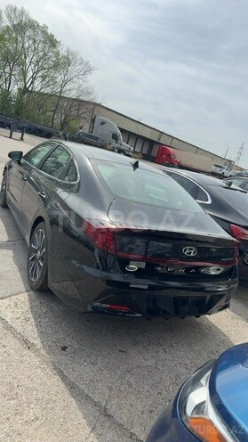 Hyundai Sonata-4
