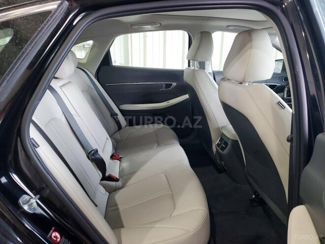 Hyundai Sonata-8