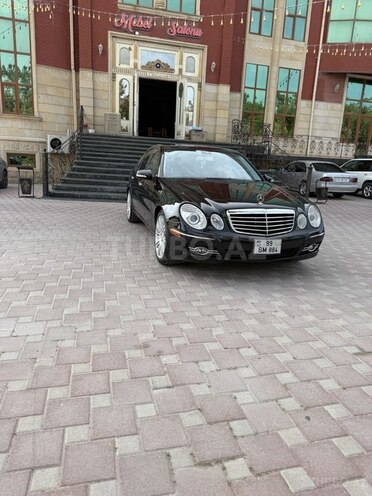 Mercedes E 350-1