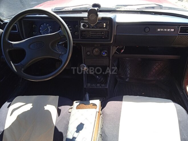LADA (VAZ) 2104-4