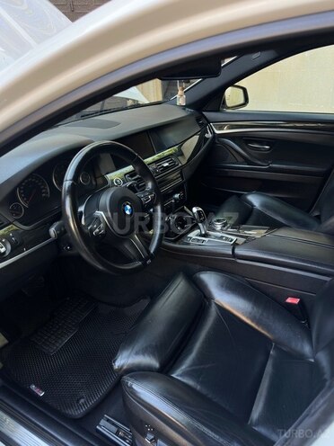 BMW 528-19