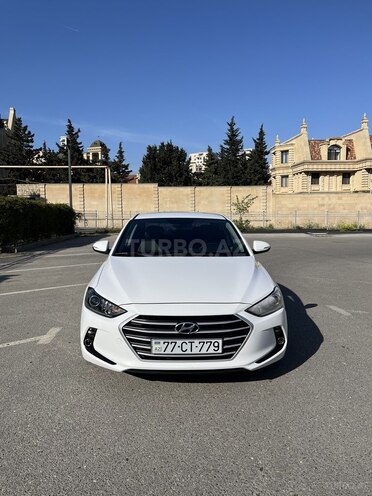 Hyundai Avante-2