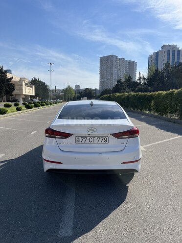 Hyundai Avante-6