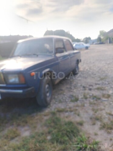 LADA (VAZ) 2107-2