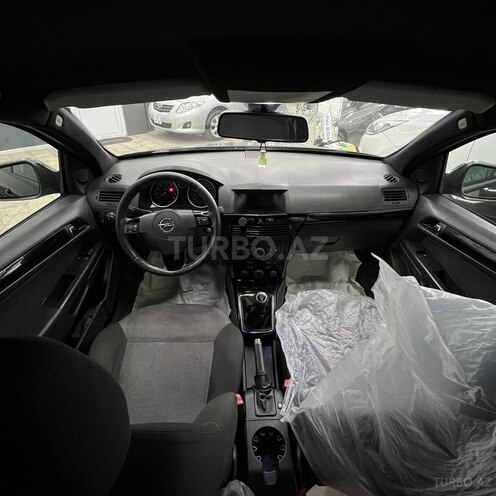 Opel Astra-10