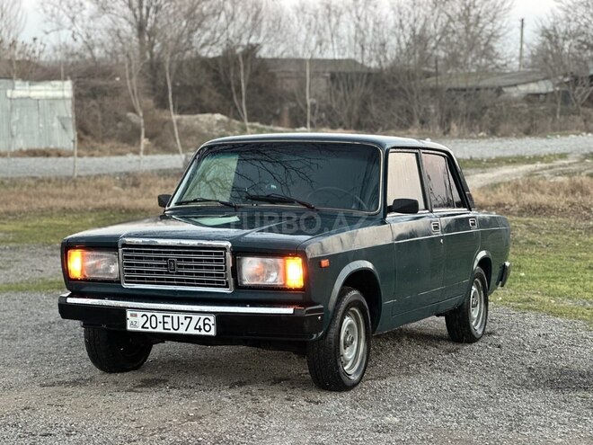 LADA (VAZ) 2107-1