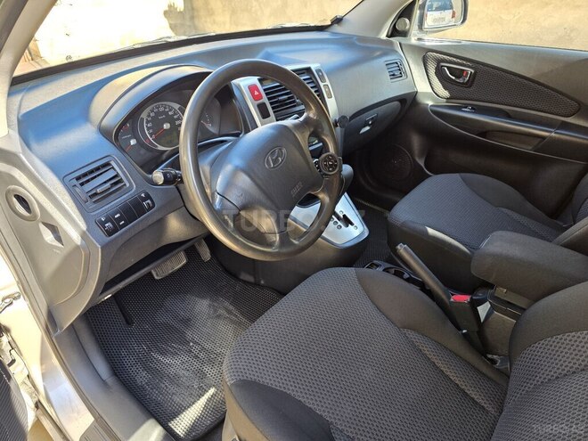 Hyundai Tucson-12