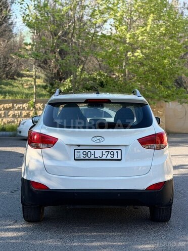 Hyundai ix35-4