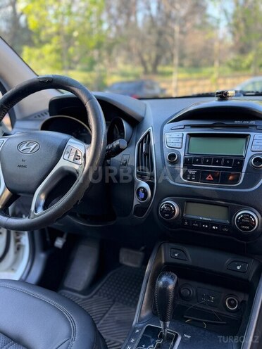 Hyundai ix35-11