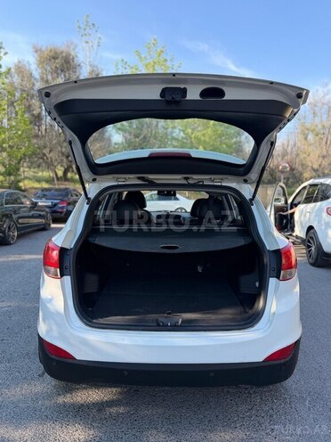 Hyundai ix35-12