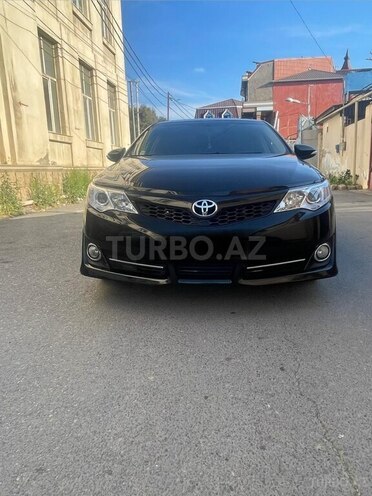 Toyota Camry-2