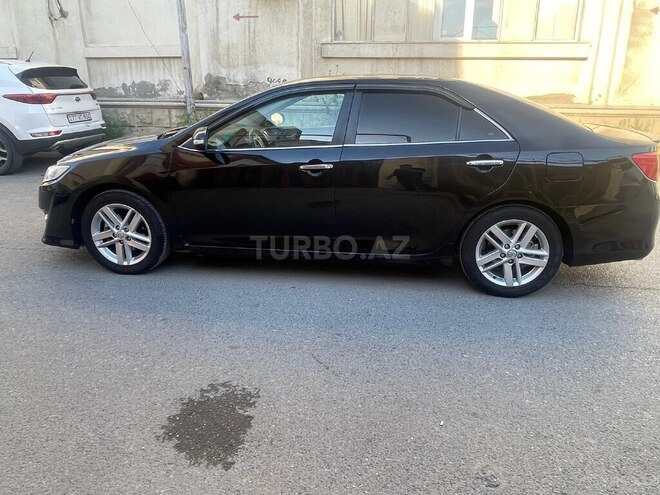 Toyota Camry-7
