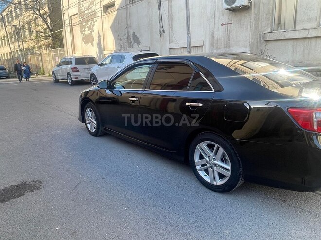 Toyota Camry-11