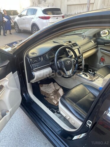 Toyota Camry-17