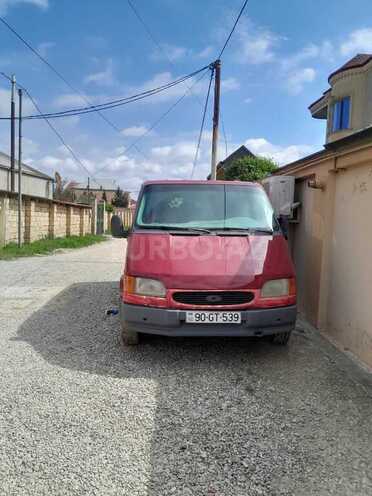 Ford Transit-1
