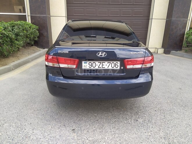 Hyundai Sonata-2