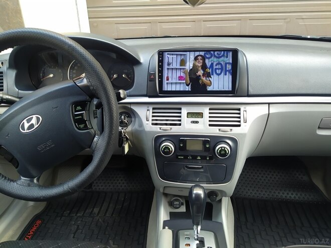 Hyundai Sonata-3