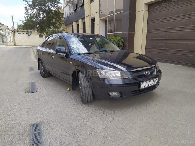 Hyundai Sonata-6
