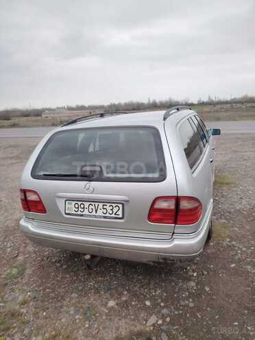Mercedes E 200-6