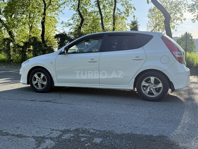 Hyundai i30-6