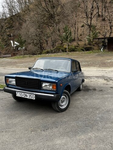 LADA (VAZ) 2107-1