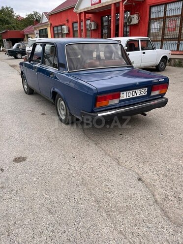 LADA (VAZ) 2107-10
