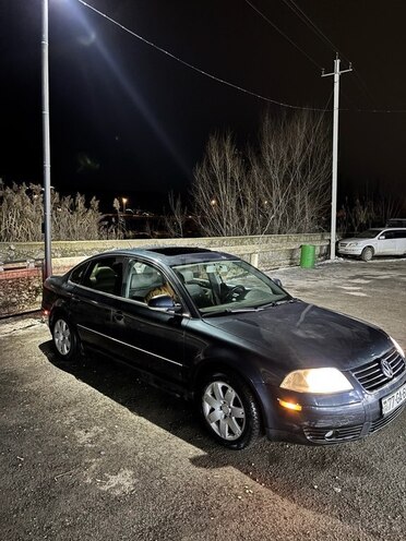 Volkswagen Passat-10