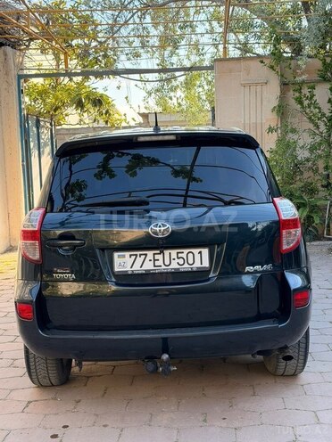 Toyota RAV4-5