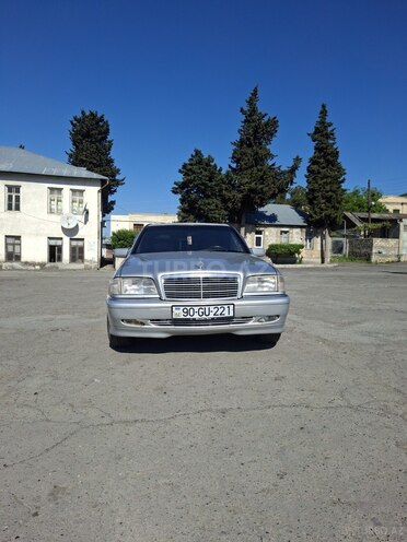 Mercedes C 200-9