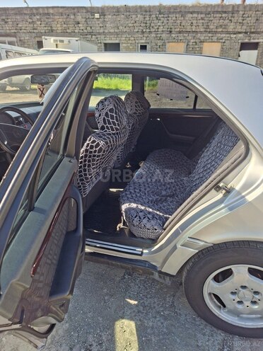 Mercedes C 200-3