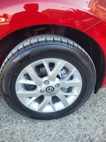 Nissan Note-2