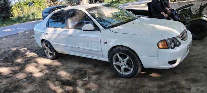 Kia Shuma-4