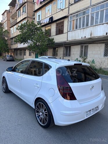 Hyundai i30-8