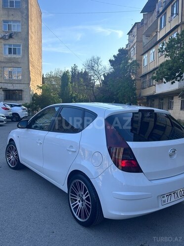 Hyundai i30-2