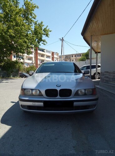 BMW 528-1
